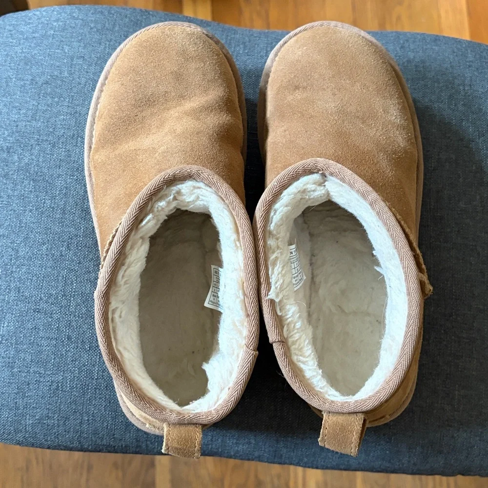 UGG Classic Ultra Mini Platform Boots Tan - Picture 6 of 9